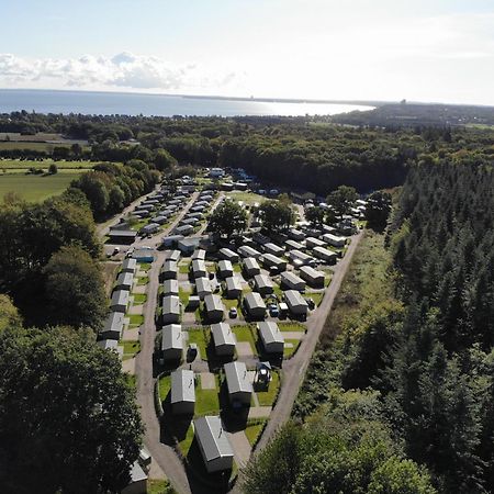 Ostseecamp Ferienhaus "Quartier 104" 샬베우츠 외부 사진